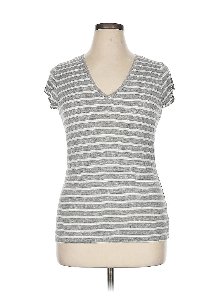 Pre-owned Max Studio Short Sleeve T-shirt In Gray