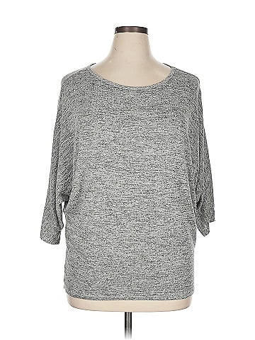 Olivia Blu 3/4 Sleeve Top (view 1)