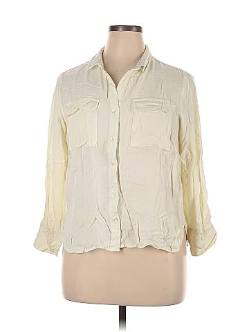 Velvet Heart 3/4 Sleeve Button-Down Shirt (view 1)
