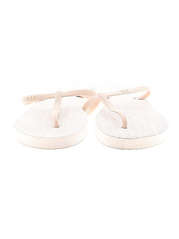 Gap Flip Flops (view 2)