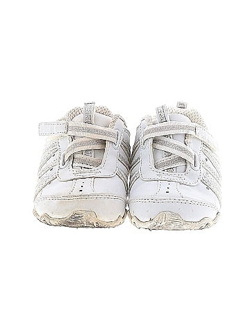 Circo Sneakers (view 2)