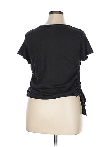 Full Circle Trends Short Sleeve T-Shirt (view 2)