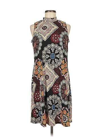 Robbie Bee Casual Dress (view 1)