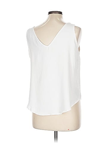 Fancyinn Sleeveless Blouse (view 2)