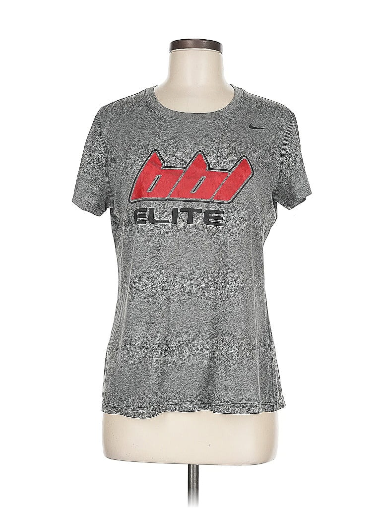 Pre-owned Nike Active T-shirt In Gray
