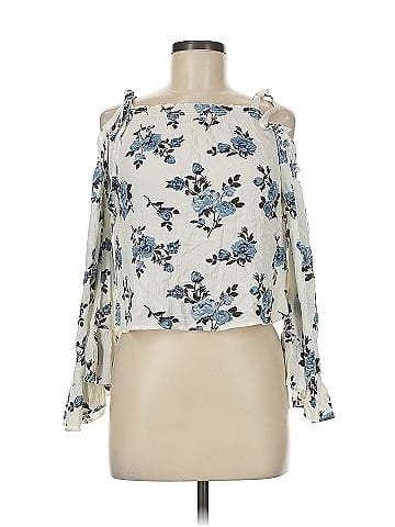American Eagle Outfitters 3/4 Sleeve Blouse (view 1)