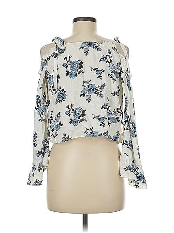 American Eagle Outfitters 3/4 Sleeve Blouse (view 2)