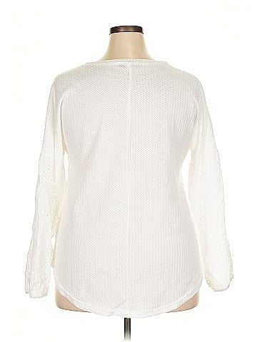 Romantic Hut Long Sleeve T-Shirt (view 2)