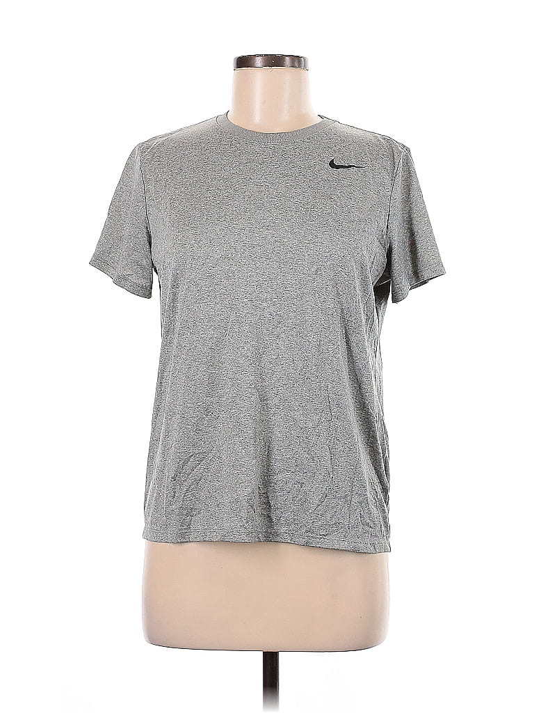 Pre-owned Nike Active T-shirt In Gray