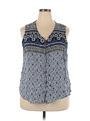 Lucy & Laurel Sleeveless Blouse (view 1)