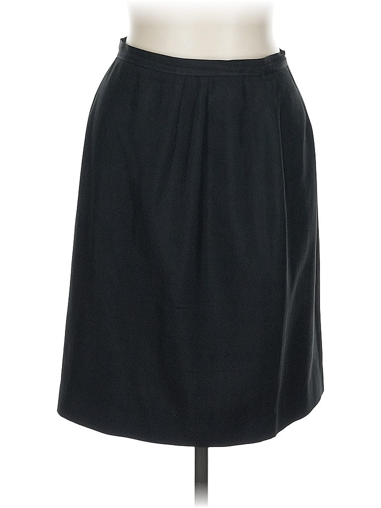 Click to view more detailed imagery on our partner's website Pre-owned Anne Klein Ii Formal Skirt In Black