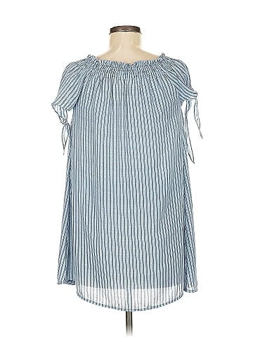 En Creme Sleeveless Blouse (view 2)