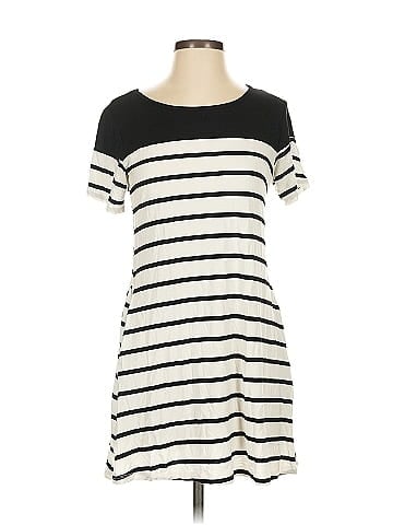 Yelete Casual Dress (view 1)