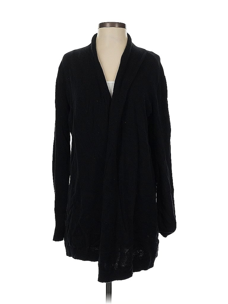 Click to view more detailed imagery on our partner's website Pre-owned Vineyard Vines Cardigan Sweater In Black