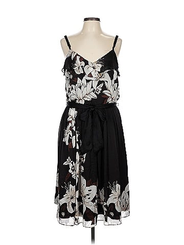 White House Black Market Cocktail Dress (view 1)