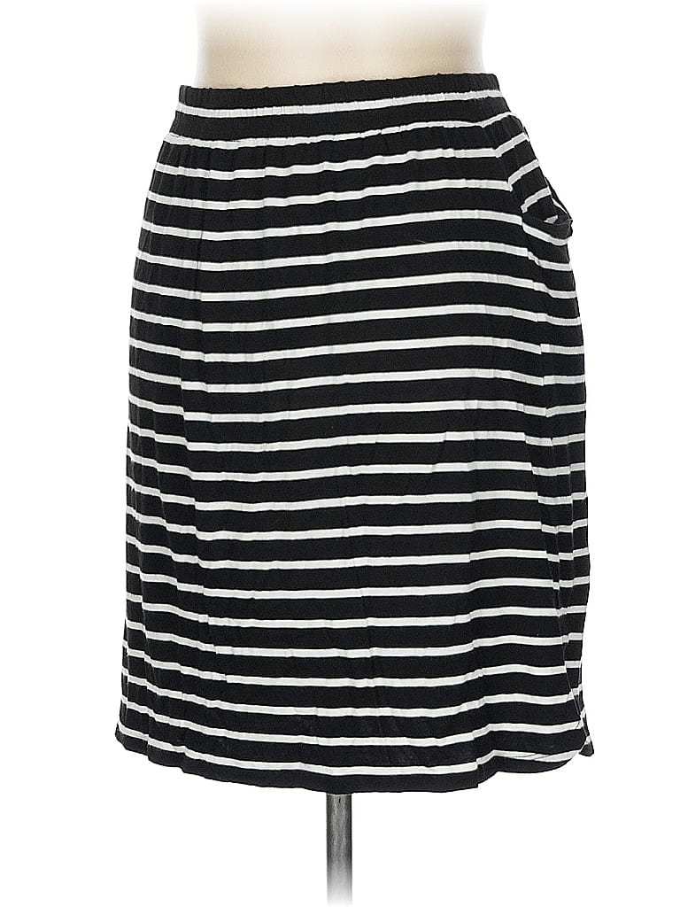 Pre-owned Max Studio Casual Skirt In Black