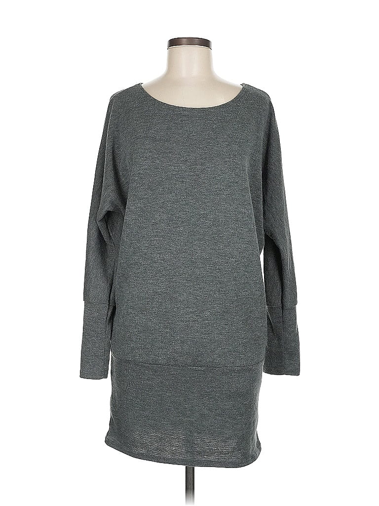 Egg Gray Pullover Sweater Size M - photo 1