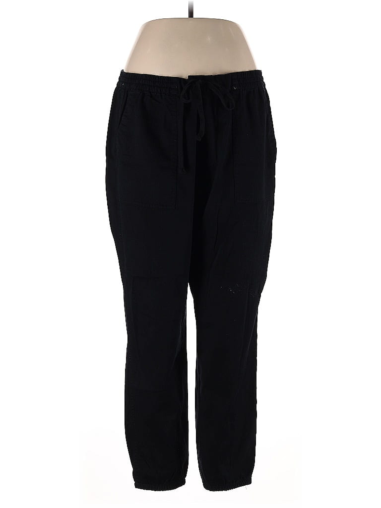 Click to view more detailed imagery on our partner's website Pre-owned Gap Casual Pants In Black