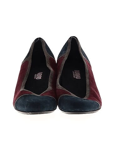 Munro American Heels (view 2)