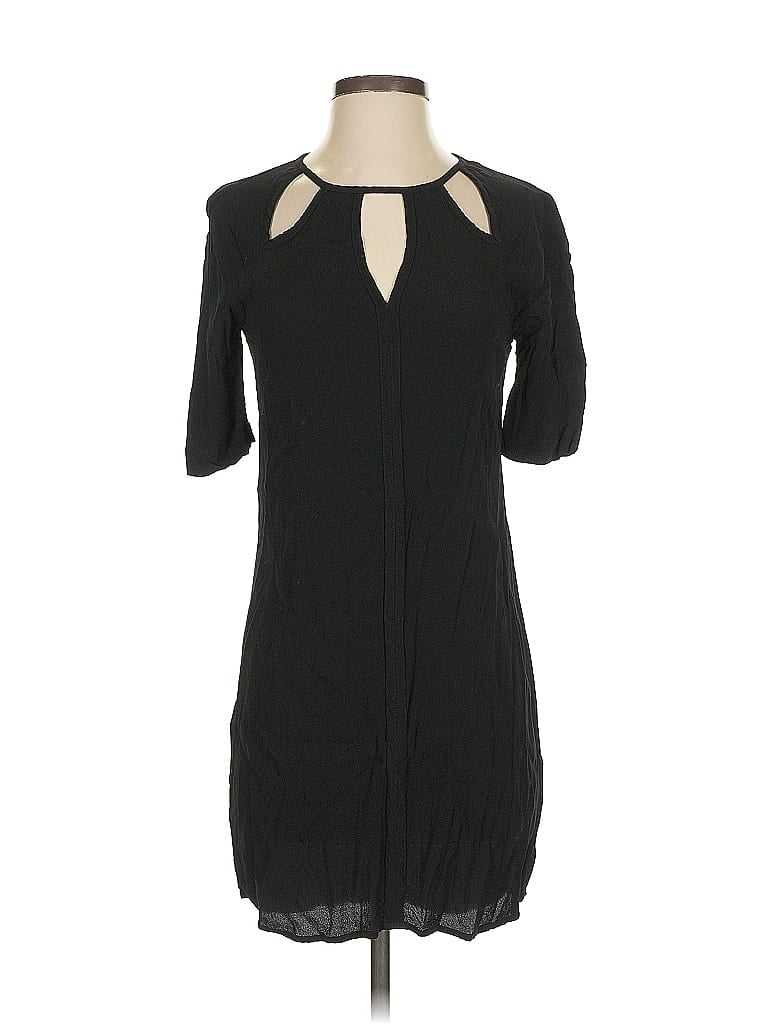 Click to view more detailed imagery on our partner's website Pre-owned Bcbgmaxazria Casual Dress In Black