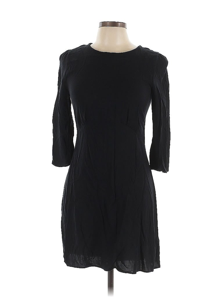 Pre-owned H&m Casual Dress In Black