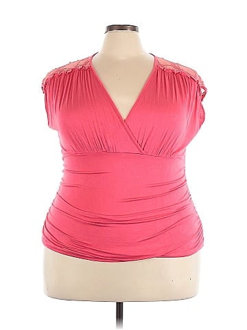Have Sleeveless Blouse (view 1)