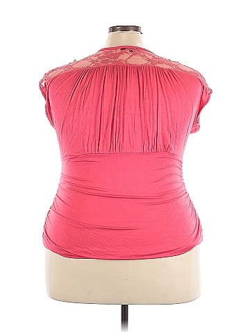 Have Sleeveless Blouse (view 2)