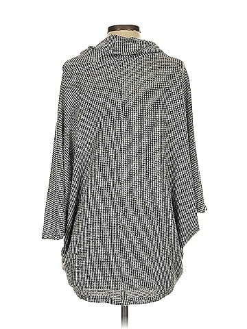 Korye Poncho (view 2)