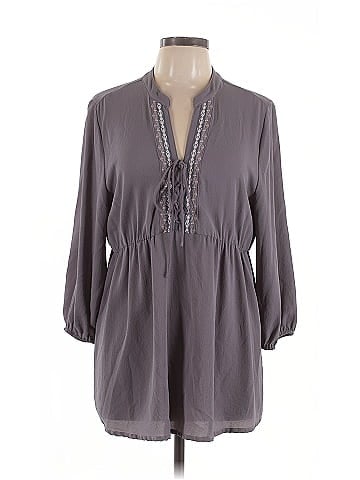 Octavia 3/4 Sleeve Blouse (view 1)