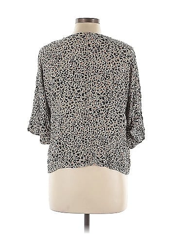LUQ Short Sleeve Blouse (view 2)