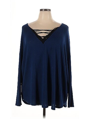 Bold Elements Long Sleeve Top (view 1)