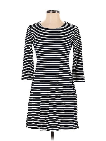 Betsey's Boutique Shop Casual Dress (view 1)