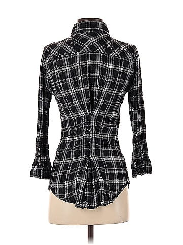 Fei 3/4 Sleeve Button-Down Shirt (view 2)