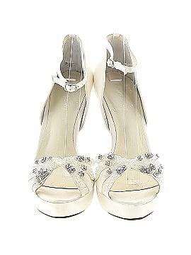 Menbur Heels (view 2)