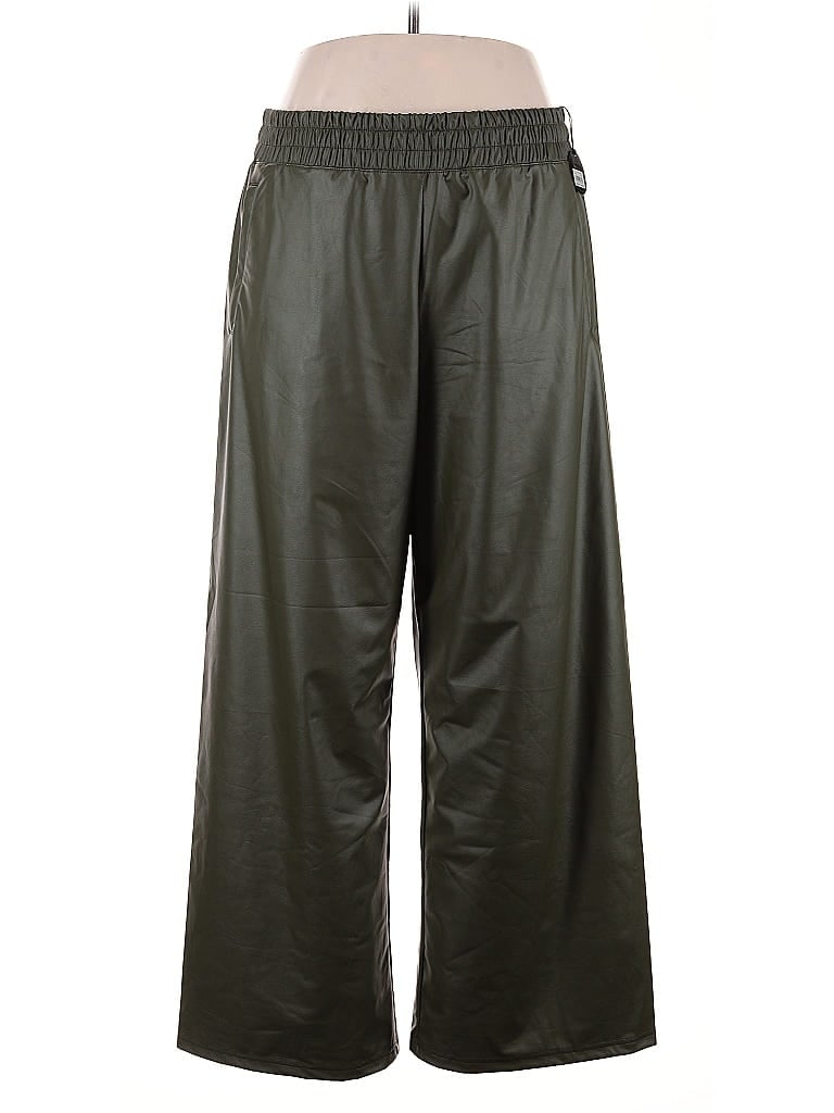 Pre-owned Offline By Aerie Casual Pants In Green