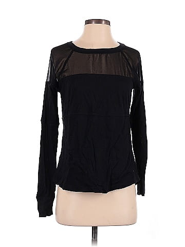 UNIQUELY Lorna Jane Long Sleeve T-Shirt (view 1)