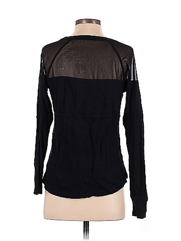 UNIQUELY Lorna Jane Long Sleeve T-Shirt (view 2)