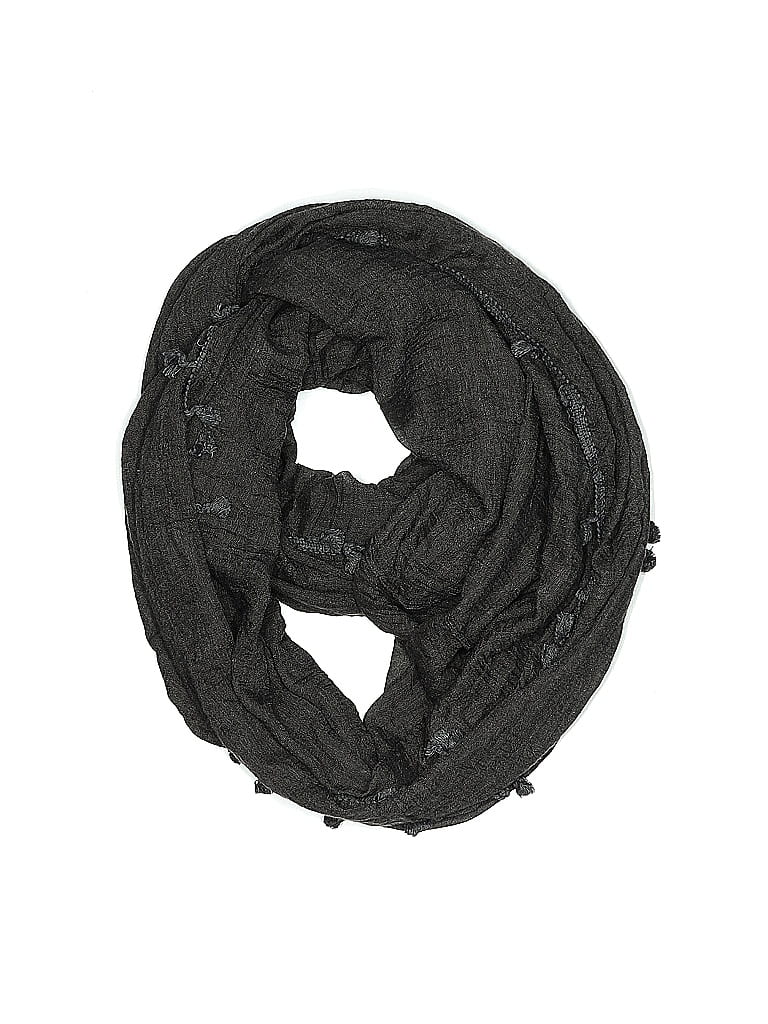 Pre-owned Remi & Reid Scarf In Gray