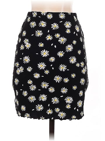No Boundaries Casual Skirt (view 2)