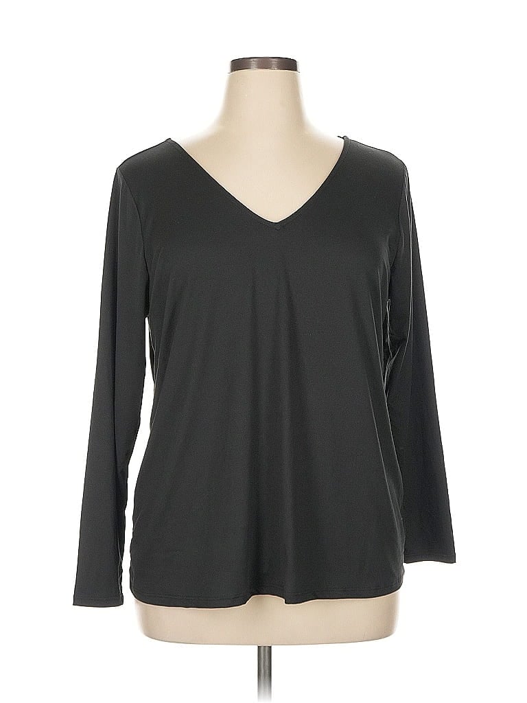 Click to view more detailed imagery on our partner's website Pre-owned Socialite Long Sleeve Top Gray V Neck Tops