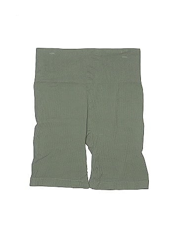 Pull&Bear Khaki Shorts (view 1)