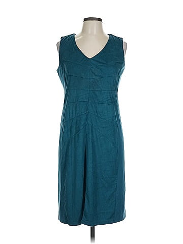 Liz Lange Casual Dress (view 1)