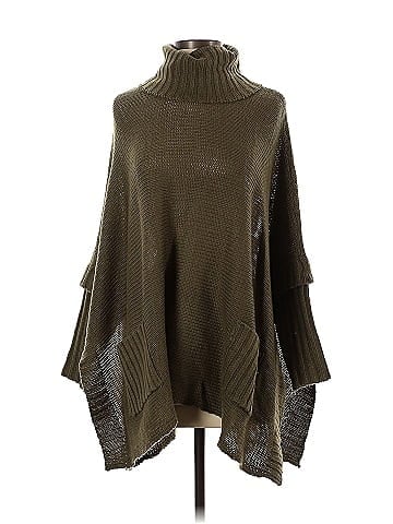 Noir Poncho (view 1)