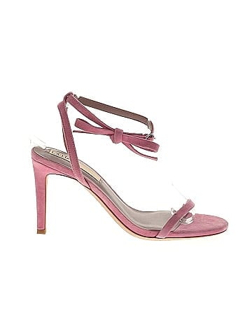 Deltan Heels (view 1)