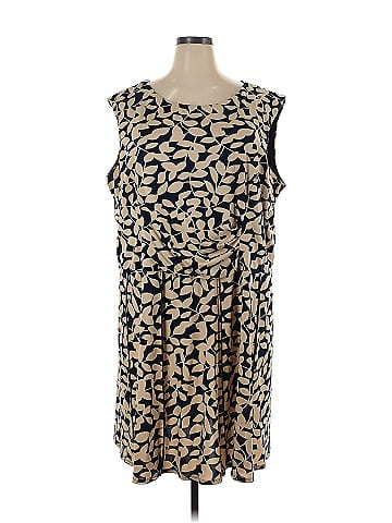 db established 1962 Casual Dress (view 1)
