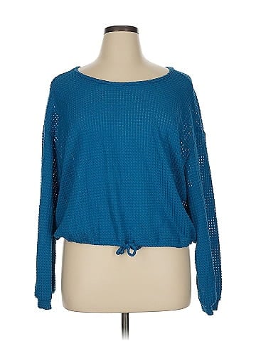 Elan Long Sleeve T-Shirt (view 1)