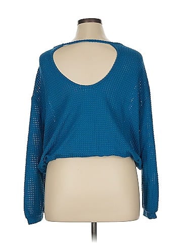 Elan Long Sleeve T-Shirt (view 2)