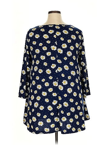 Veranee 3/4 Sleeve Blouse (view 2)