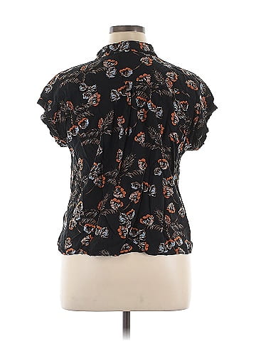 Black Rainn Short Sleeve Blouse (view 2)