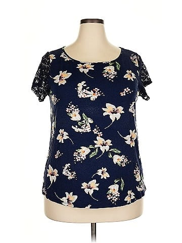 Loveappella Short Sleeve T-Shirt (view 1)